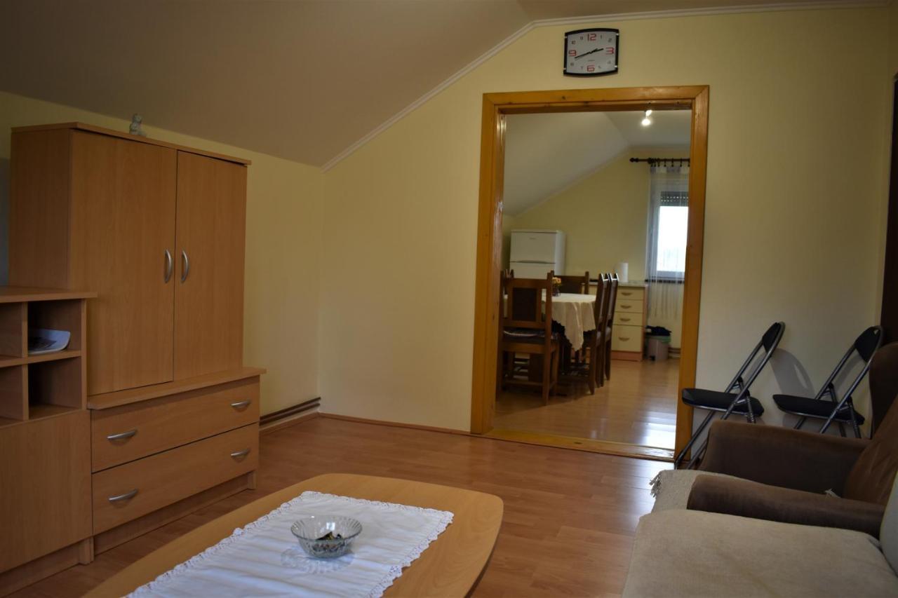 Apartments Sabljak Rakovica Esterno foto