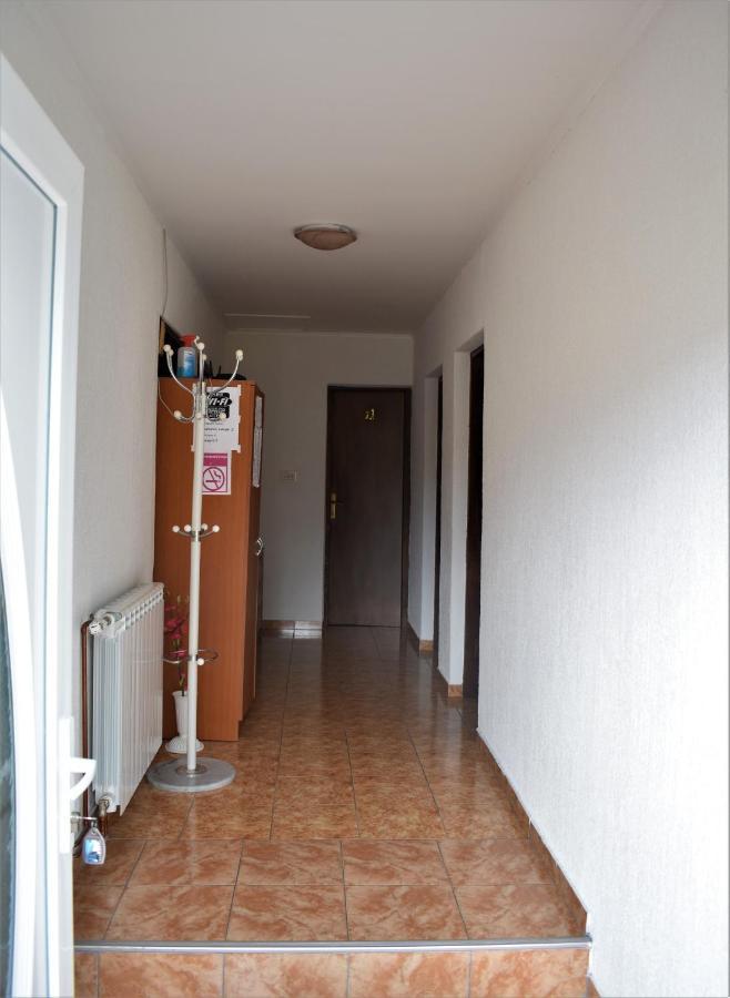 Apartments Sabljak Rakovica Esterno foto
