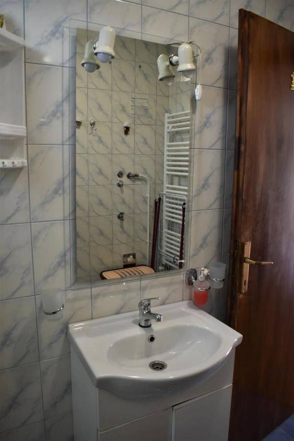 Apartments Sabljak Rakovica Esterno foto