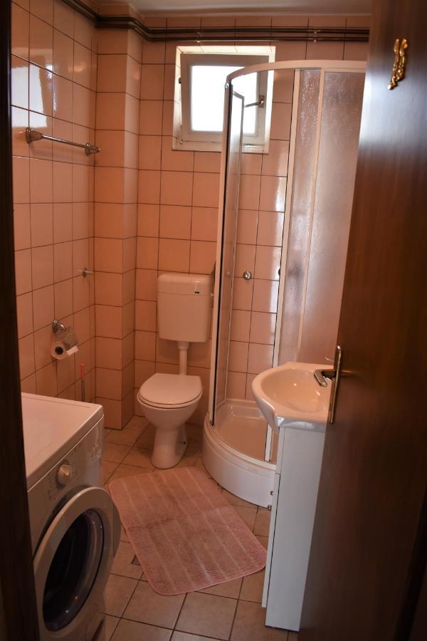 Apartments Sabljak Rakovica Esterno foto
