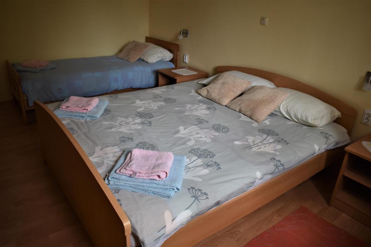 Apartments Sabljak Rakovica Esterno foto