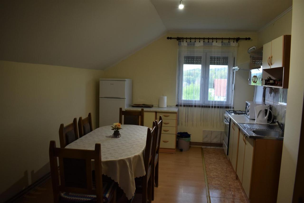 Apartments Sabljak Rakovica Esterno foto