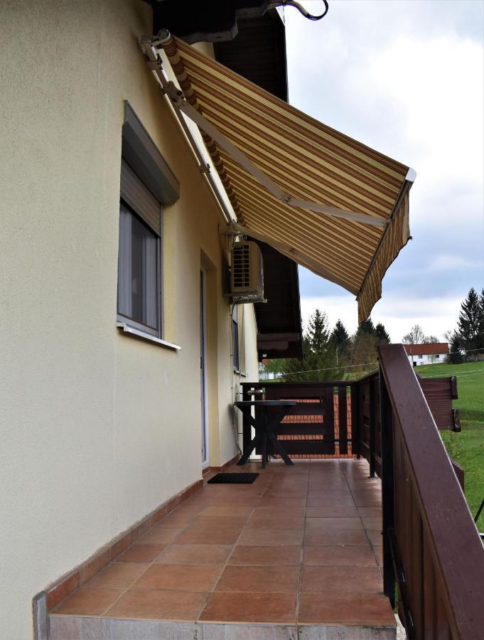 Apartments Sabljak Rakovica Esterno foto