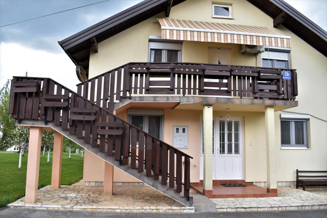 Apartments Sabljak Rakovica Esterno foto