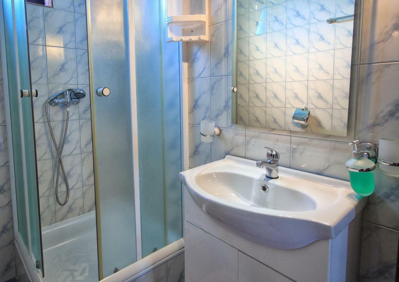 Apartments Sabljak Rakovica Esterno foto