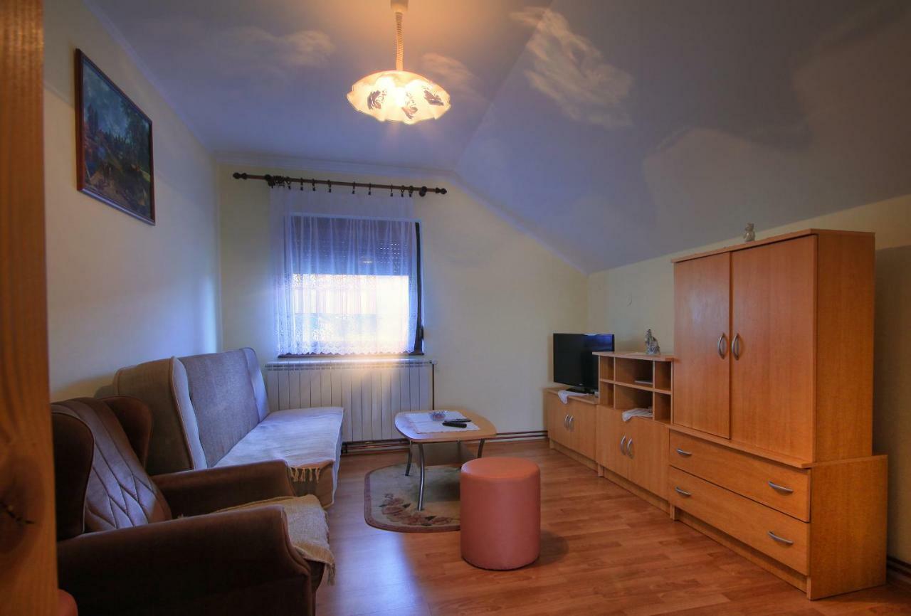 Apartments Sabljak Rakovica Esterno foto